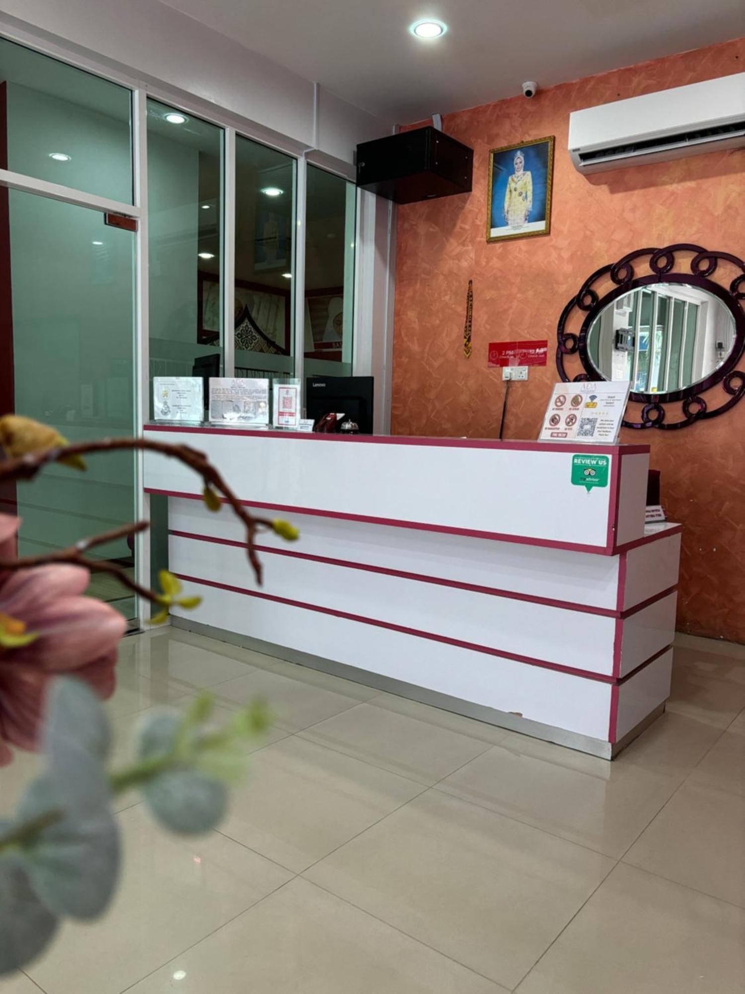 Ada Hotel & Apartment Куала-Тренгану Экстерьер фото
