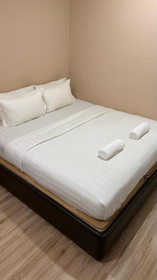 Ada Hotel & Apartment Куала-Тренгану Экстерьер фото